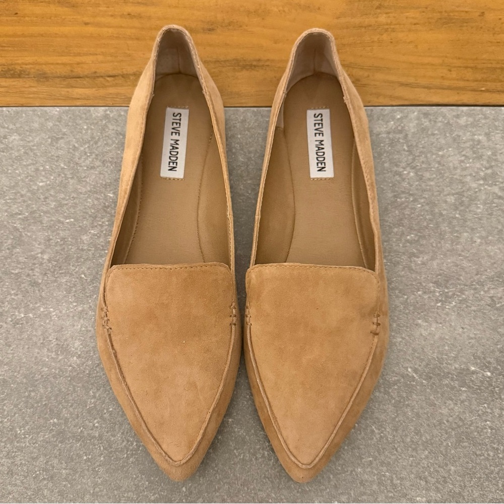 Steve Madden Feather Tan Suede Pointed Toe Loafers Size 9.5M NWOT - Picture 2 of 10